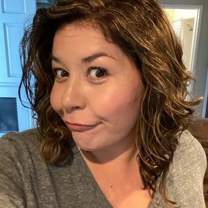 Meet your Posher, Rae ann